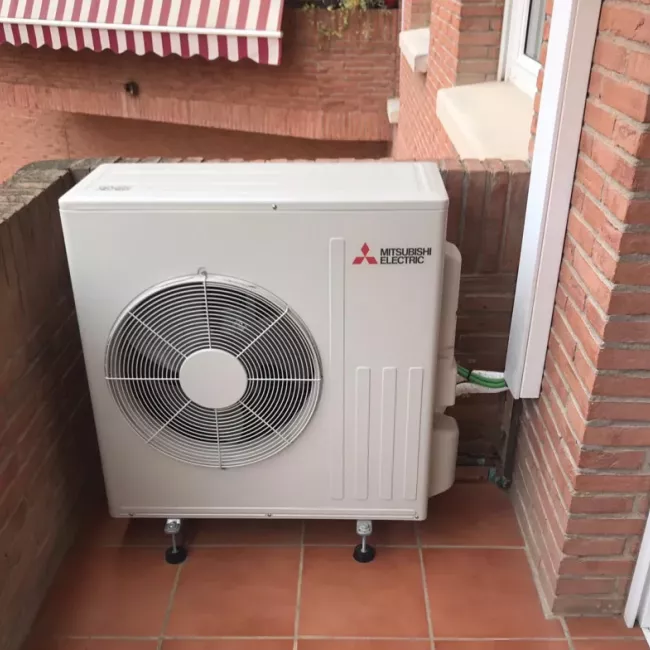 Instal·lació d´aire condicionat a Llissà de Vall, assegurant frescor i confort durant tot l´any.