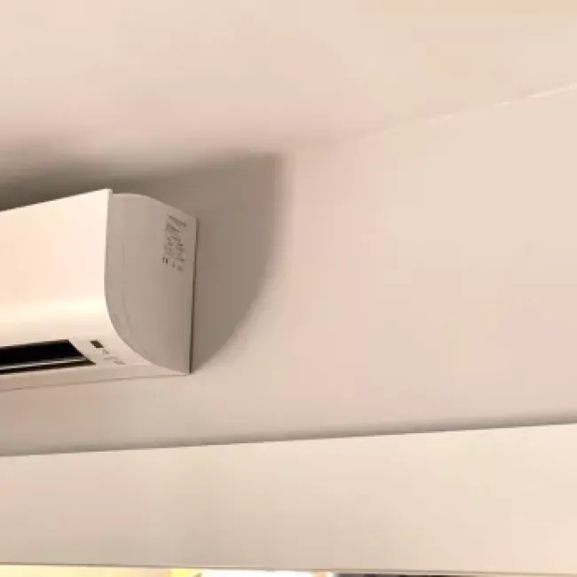 Instal·lació d'aire condicionat a Granollers, garantint un ambient fresc i còmode a casa teva o negoci.