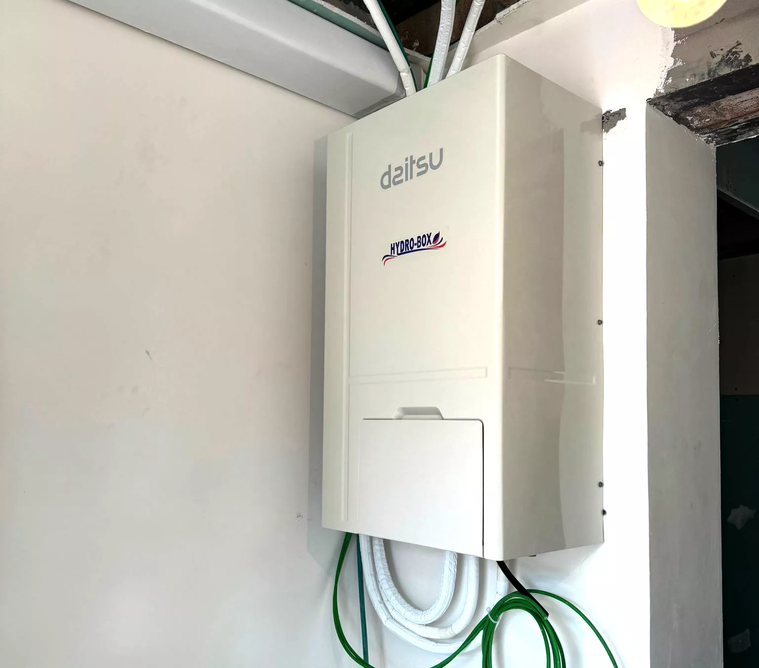 Instalación de calderas en Terrassa, garantizando calefacción y agua caliente eficientes durante todo el año.