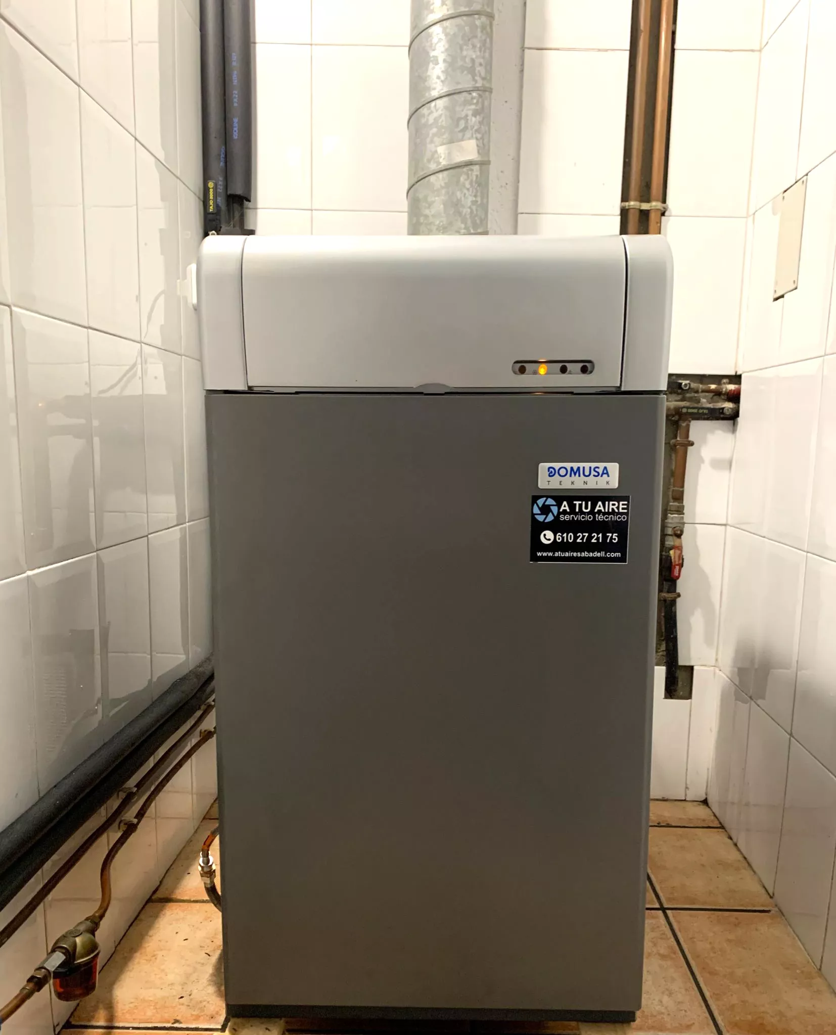 Instalación de bombas de calor en Sabadell para calefacción, refrigeración y agua caliente eficiente.