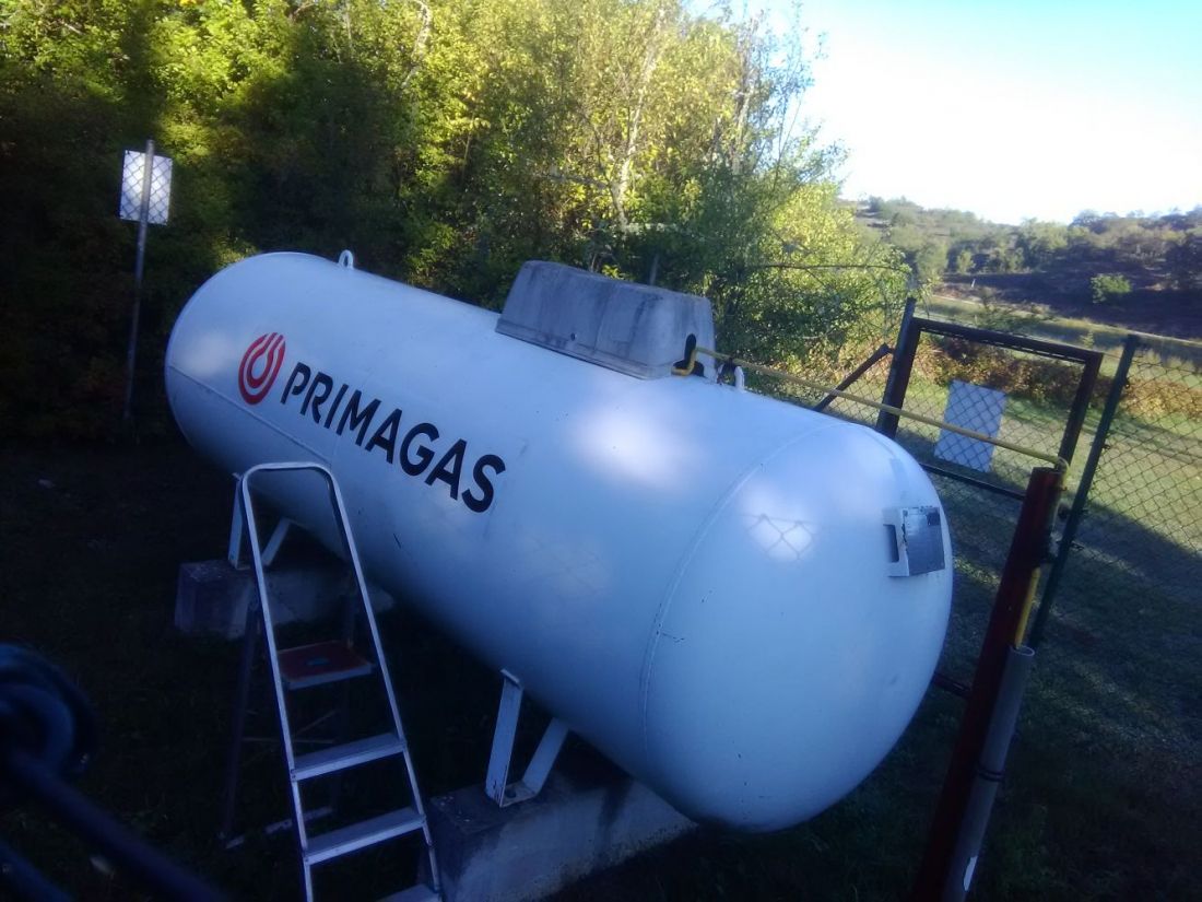 Tanque caldera gas propano Sabadell