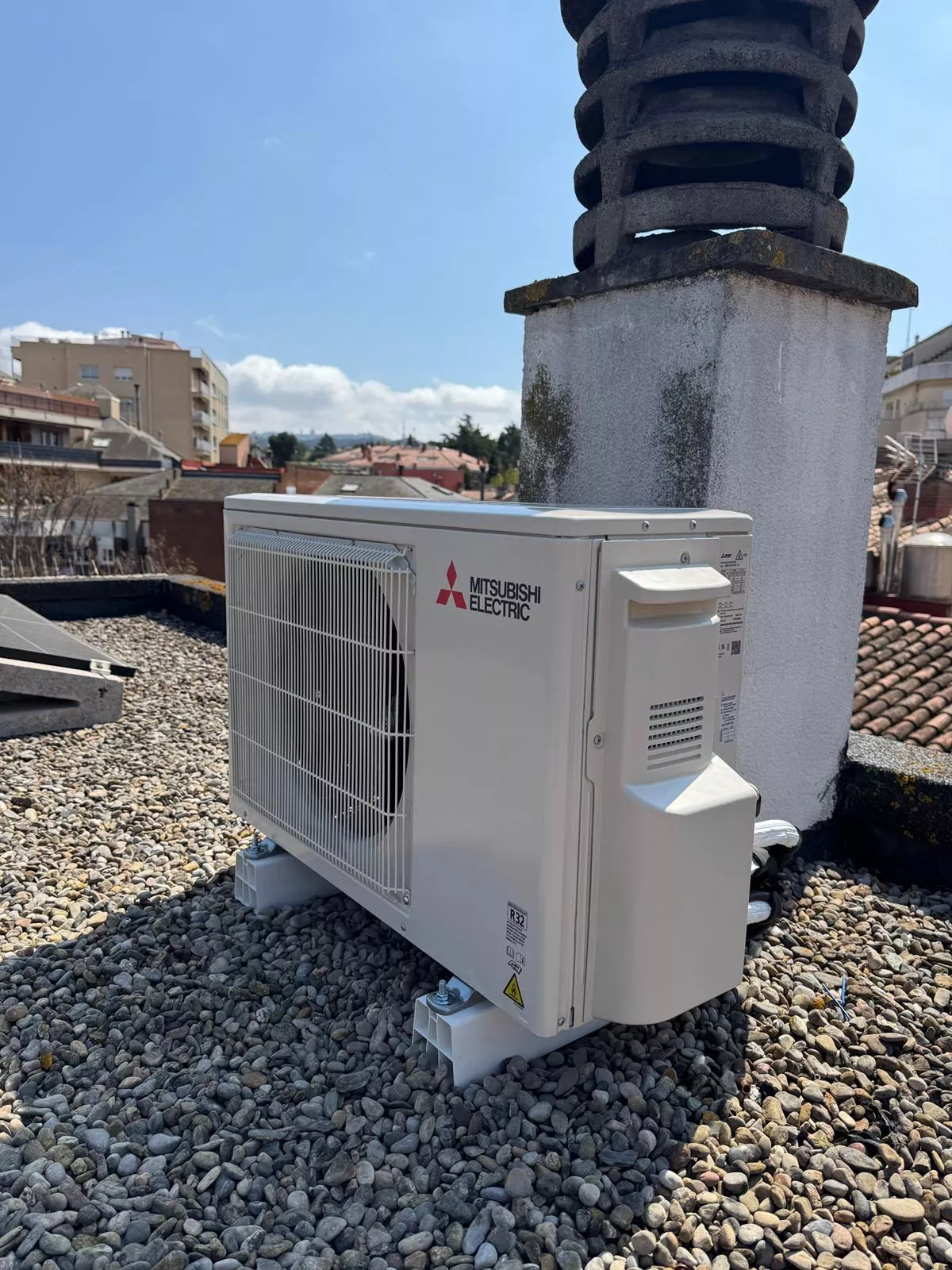 Instalador PRO de General Climatización en Sabadell, ofreciendo soluciones de climatización de alta calidad.