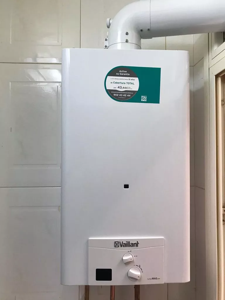 Instal·lació de calderes de gasoil a Sabadell, proporcionant calefacció potent i fiable en tot tipus d'instal·lacions.